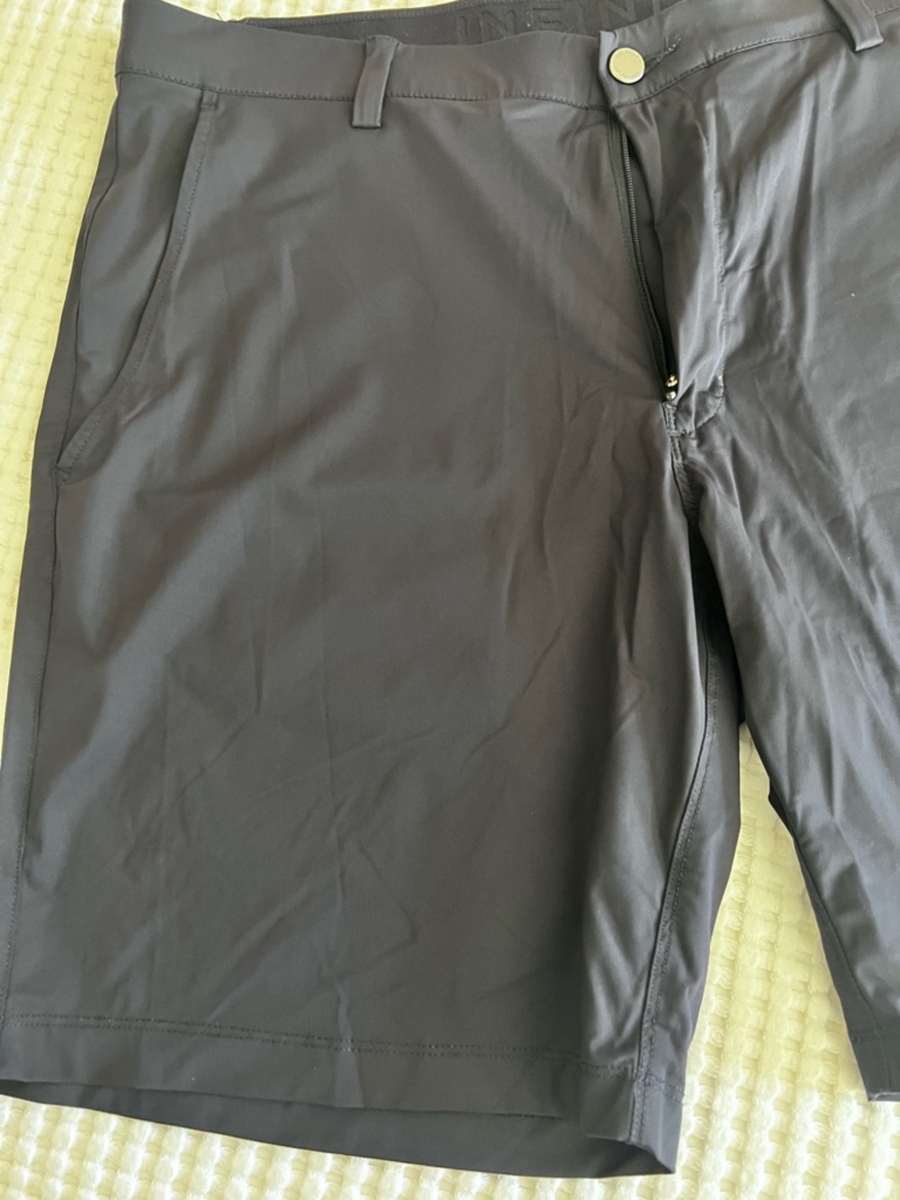 Men's Gray Green Performance Shorts Size 38